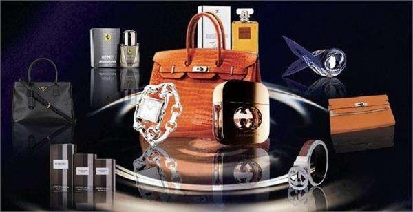 深圳奢侈品回收的價(jià)格該如何確定呢?